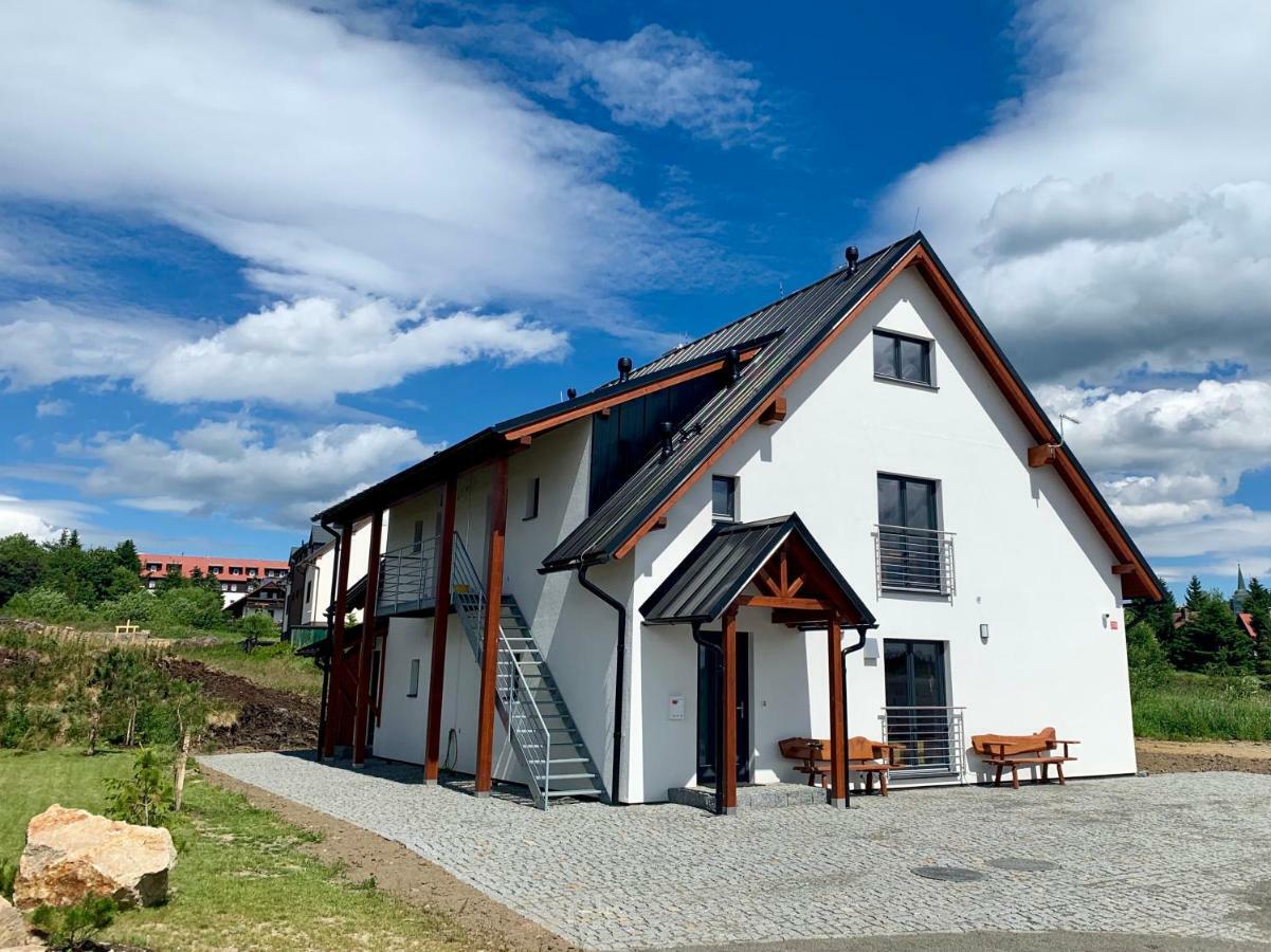 Apartmany Bd Bozi Dar Bagian luar foto